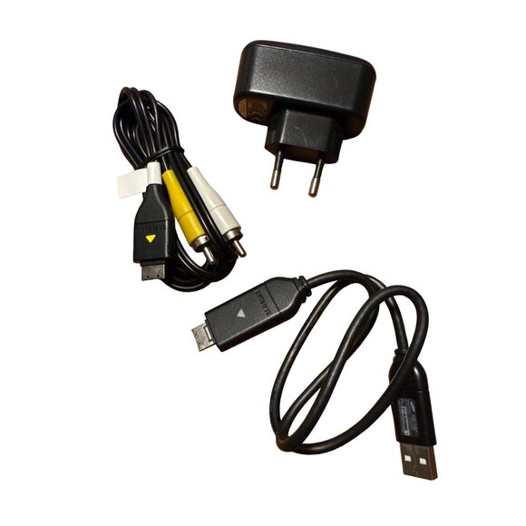 Samsung PL120 Digital Camera TESTED 14.2MP 5x Zoom 2.7" LCD Black With Accessori - Picture 10 of 14